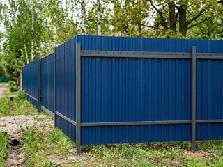 Профлист С20 0.6 мм RAL 5005 Сигнальный Синий 2 - в «Монолит-Металлопрокат».