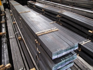Полоса алюминиевая 10х90 мм АД31т 3 - в «Монолит-Металлопрокат».