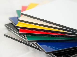 Алюминиевая композитная плита 3 мм 1220х4000 мм серебрянная